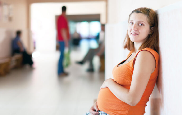 Ser padres a temprana edad.. ¿los jóvenes están preparados?