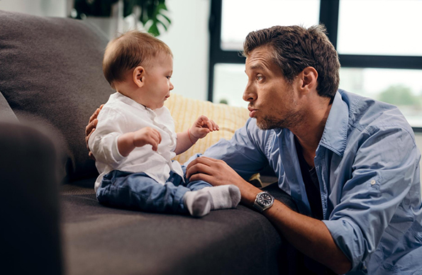 ¿Por qué los padres usamos otro tono cuando hablamos con bebés?