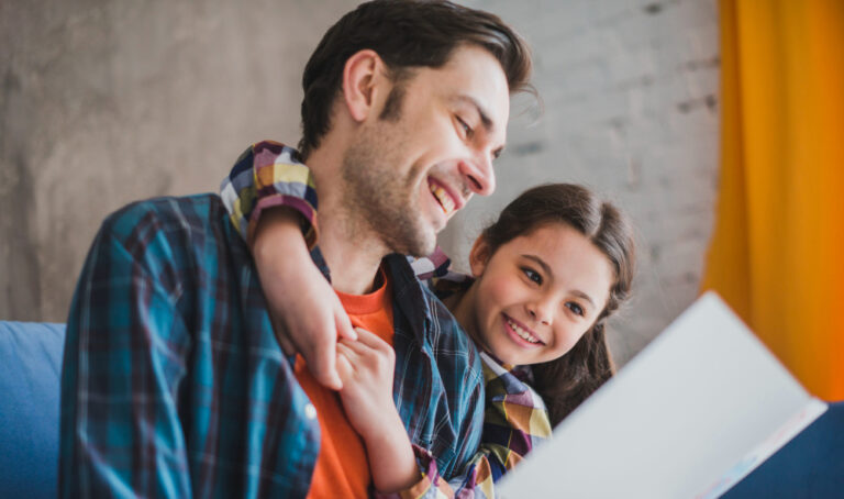 ¿Por qué es importante el papá en la educación de sus hijas?