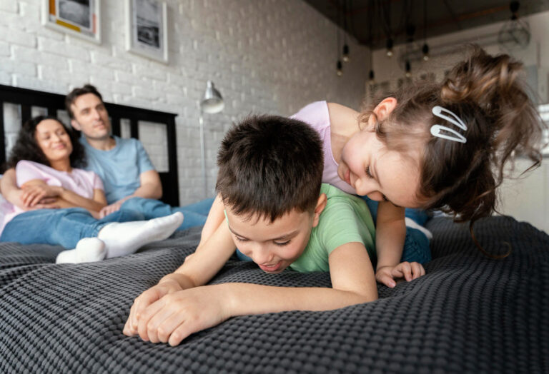 ¿Por qué le cuesta a los padres demostrar su amor a sus hijos?