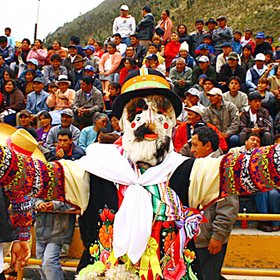 Cinco Festividades Religiosas Que Debes Vivir En Perú Revista Vive