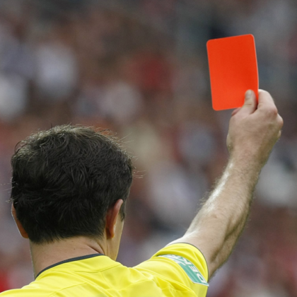 La teoría de la tarjeta roja aplicada a la educación - Revista Vive