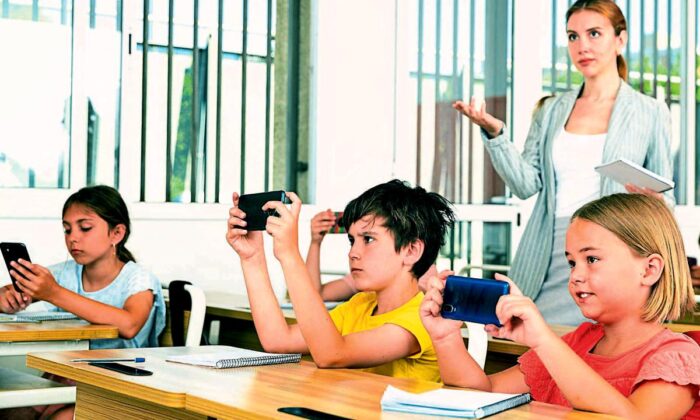 Celulares en escuelas: ¿herramienta educativa o distracción? - Revista Vive