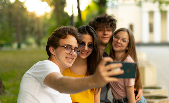 8 cosas que el lenguaje corporal adolescente te está diciendo