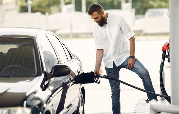 7 trucos al conducir para ahorrar combustible