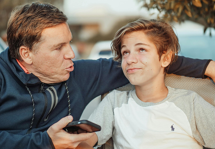 5 pautas para acercarte a tu hijo adolescente
