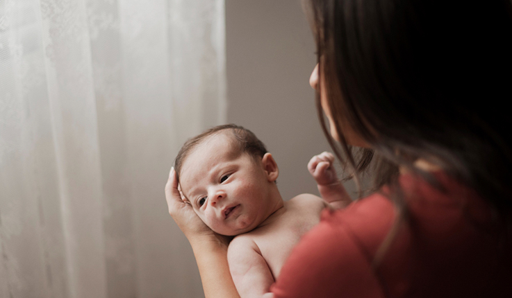 7 consejos falsos que reciben las madres después de dar a luz