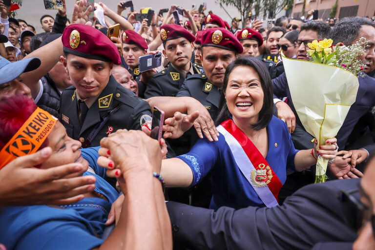 Keiko Fujimori reconoce la importancia de la Iglesia Católica