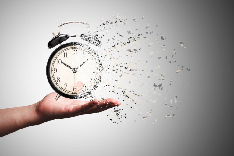 Crisis de la vida comunitaria, una crisis del tiempo